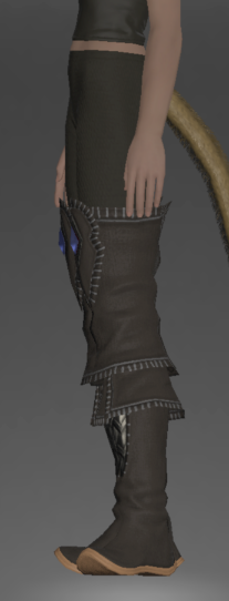File:Ravel Keeper's Thighboots of Maiming side.png