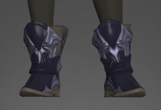 Dreadwyrm Boots of Striking front.png
