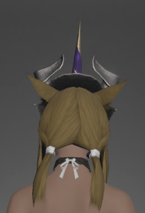 File:Manusya Helm of Striking rear.png