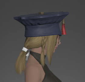 Argute Mortarboard right side.png