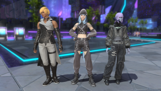 Critical Hit Attire contains multiple non-role-restricted glamour sets.