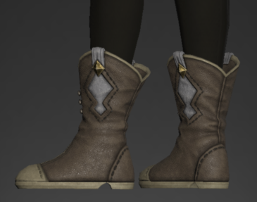 Piety Boots side.png