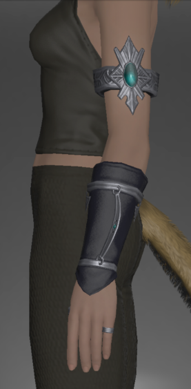 File:Weathered Soothsayer's Armlets left side.png