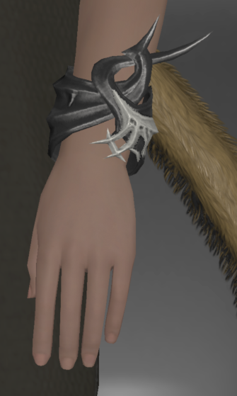 File:The Forgiven's Bracelet of Fending side.png