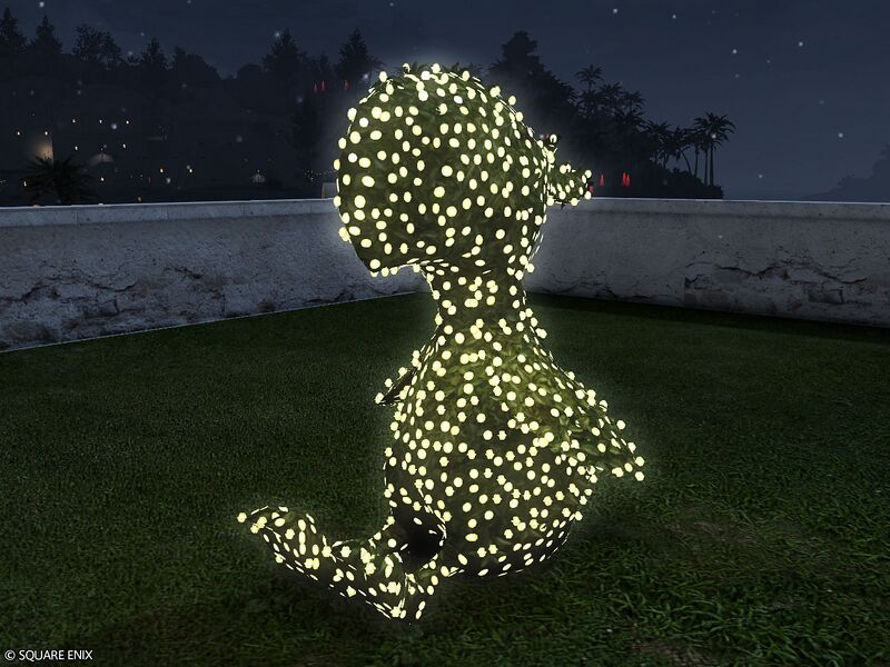 File:Authentic Illuminated Topiary Chocobo1.jpg