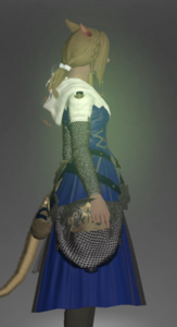 Augmented Saurian Tabard of Aiming right side.png