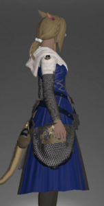 Saurian Tabard of Aiming right side.png