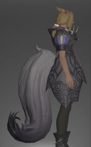 Wolfliege Coat right side.png