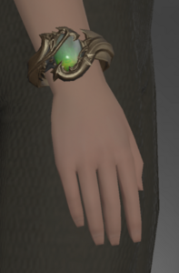 Ghost Barque Bracelet of Aiming side.png