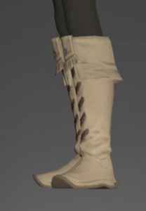 Serpent Private's Moccasins side.png