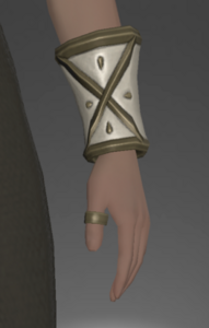Edengate Armlets of Healing front.png