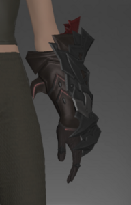 Lynxliege Gauntlets front.png