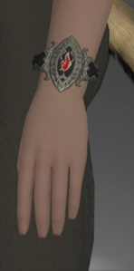 Halonic Inquisitor's Bracelets side.png